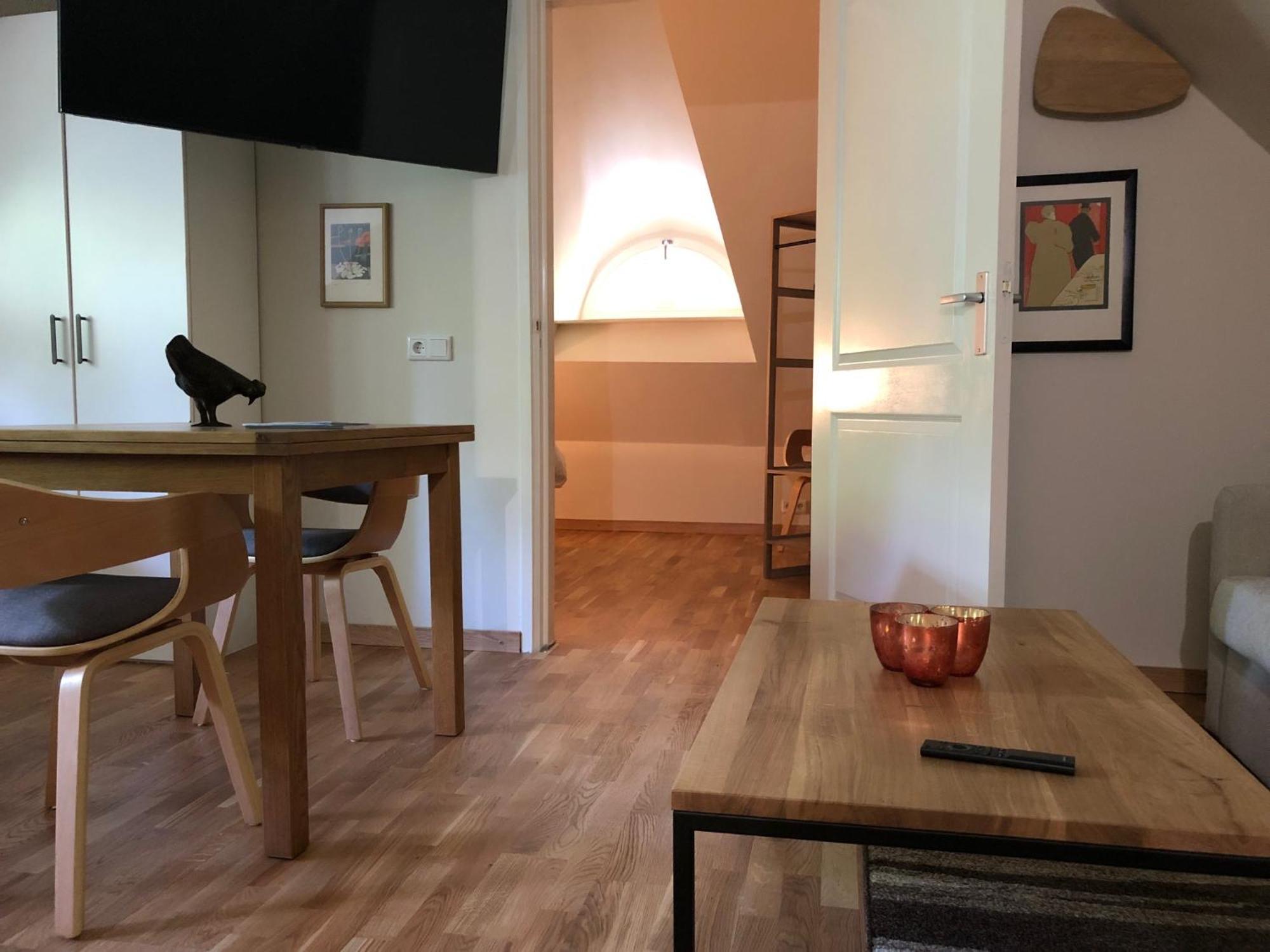 De Haen Luxury Villa: Private Apartments with Jacuzzi and Sauna Oss Room photo